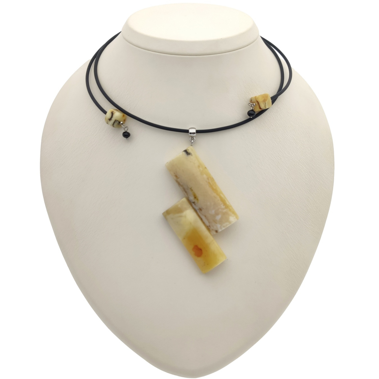 Колье 