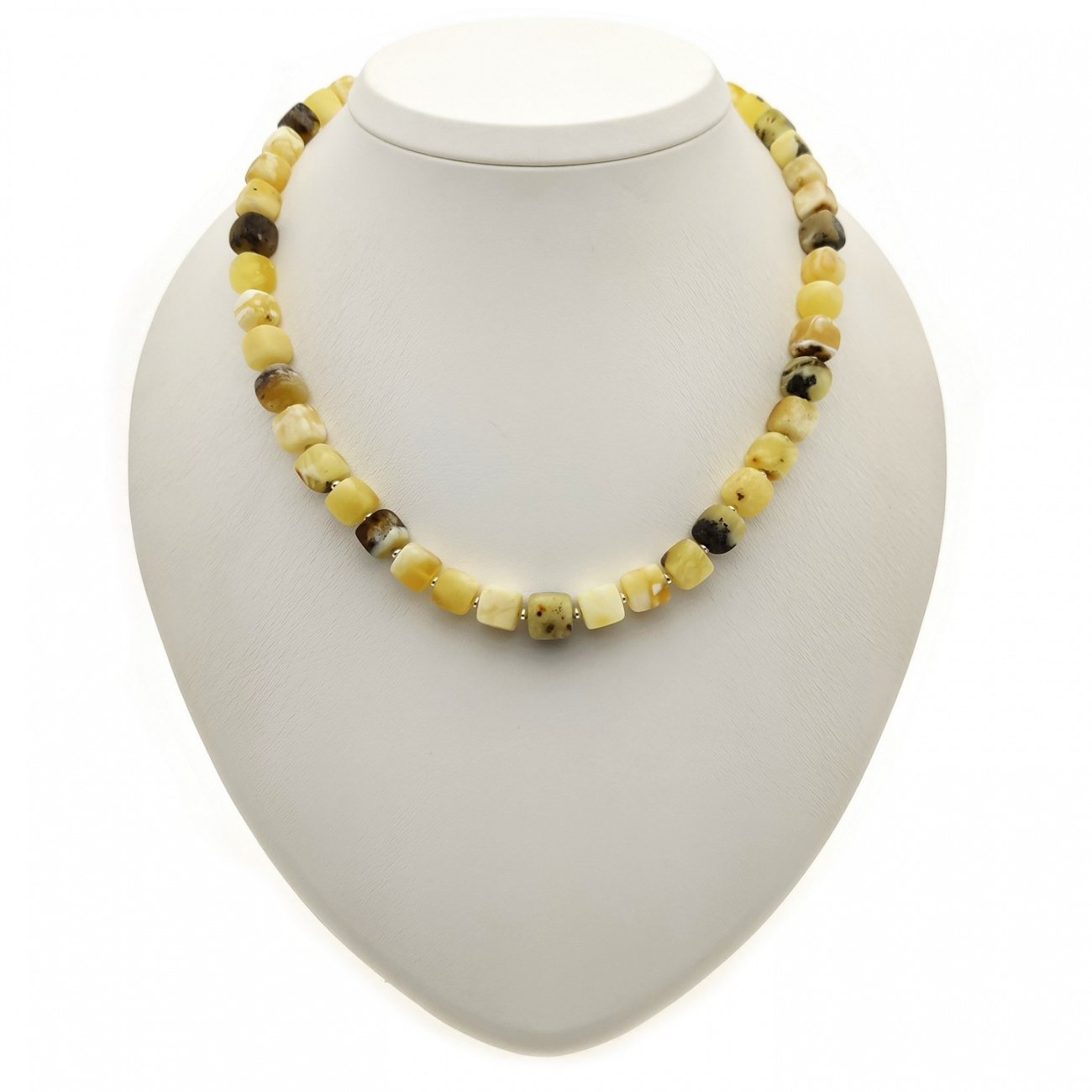 Бусы "Куб" из янтаря