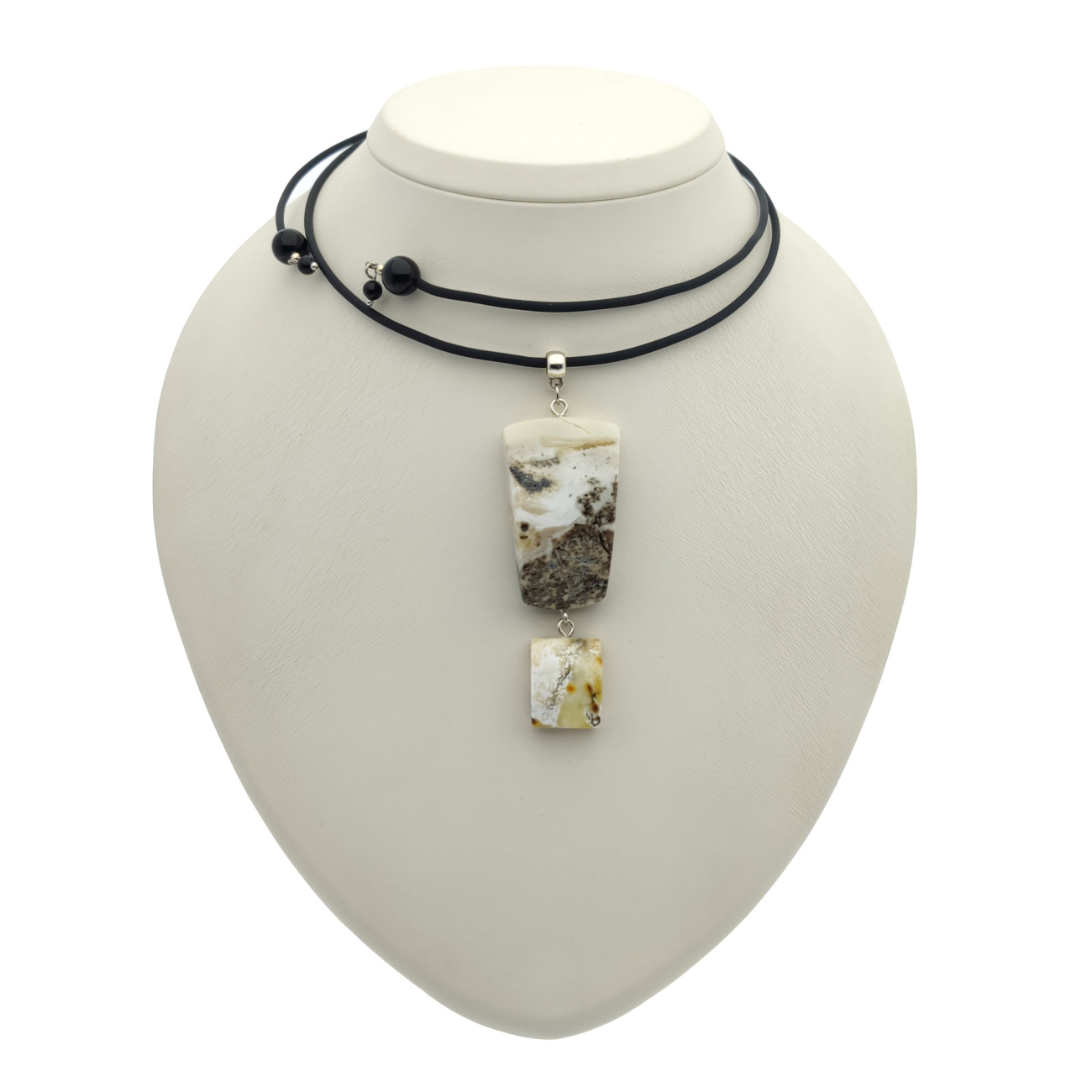 Колье 
