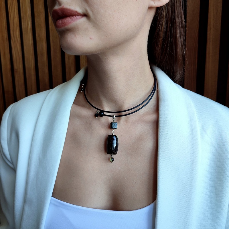 Колье 