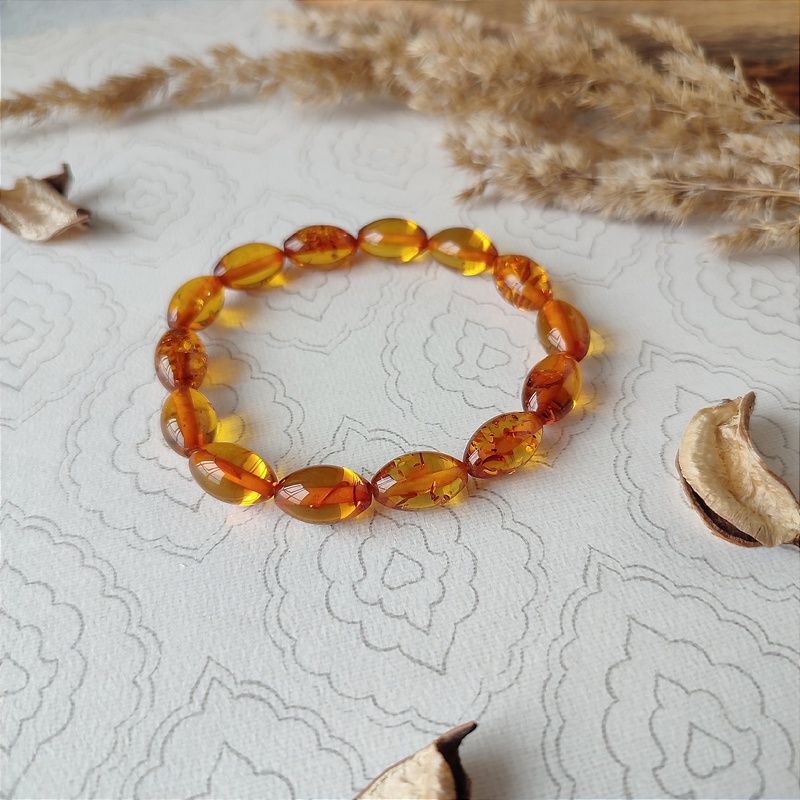 Браслет "Оливка" янтарь