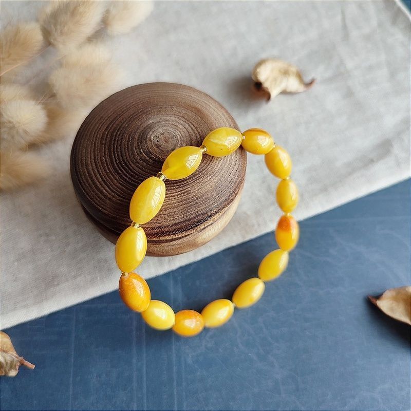 Браслет "Оливка" янтарь