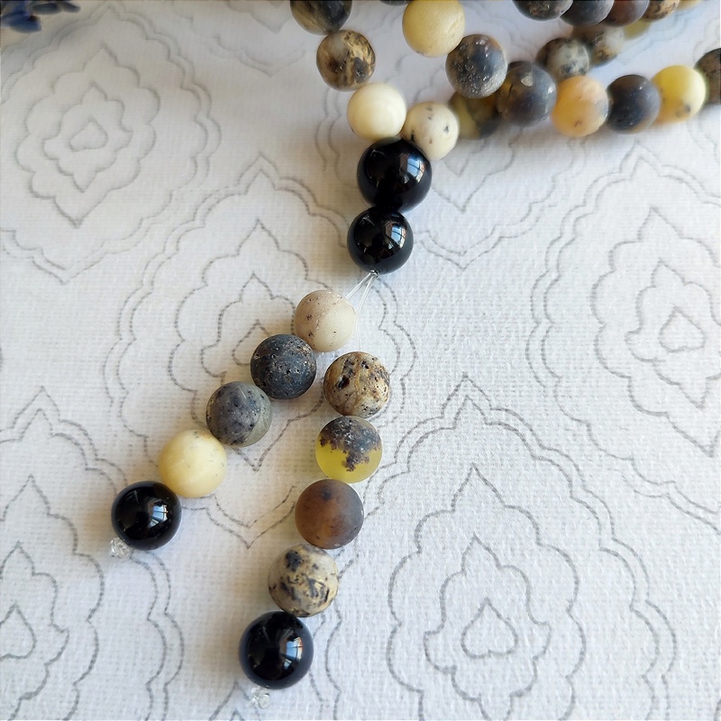 Четки будддийские янтарь 9046100234 (5)