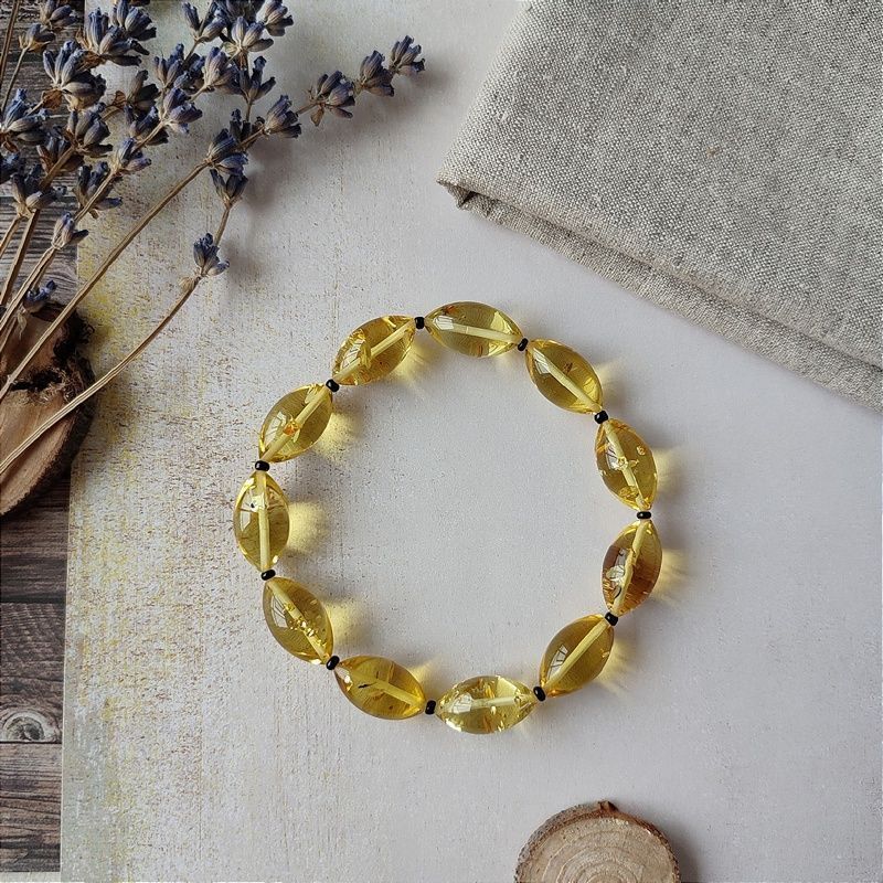 Браслет "Оливка" янтарь