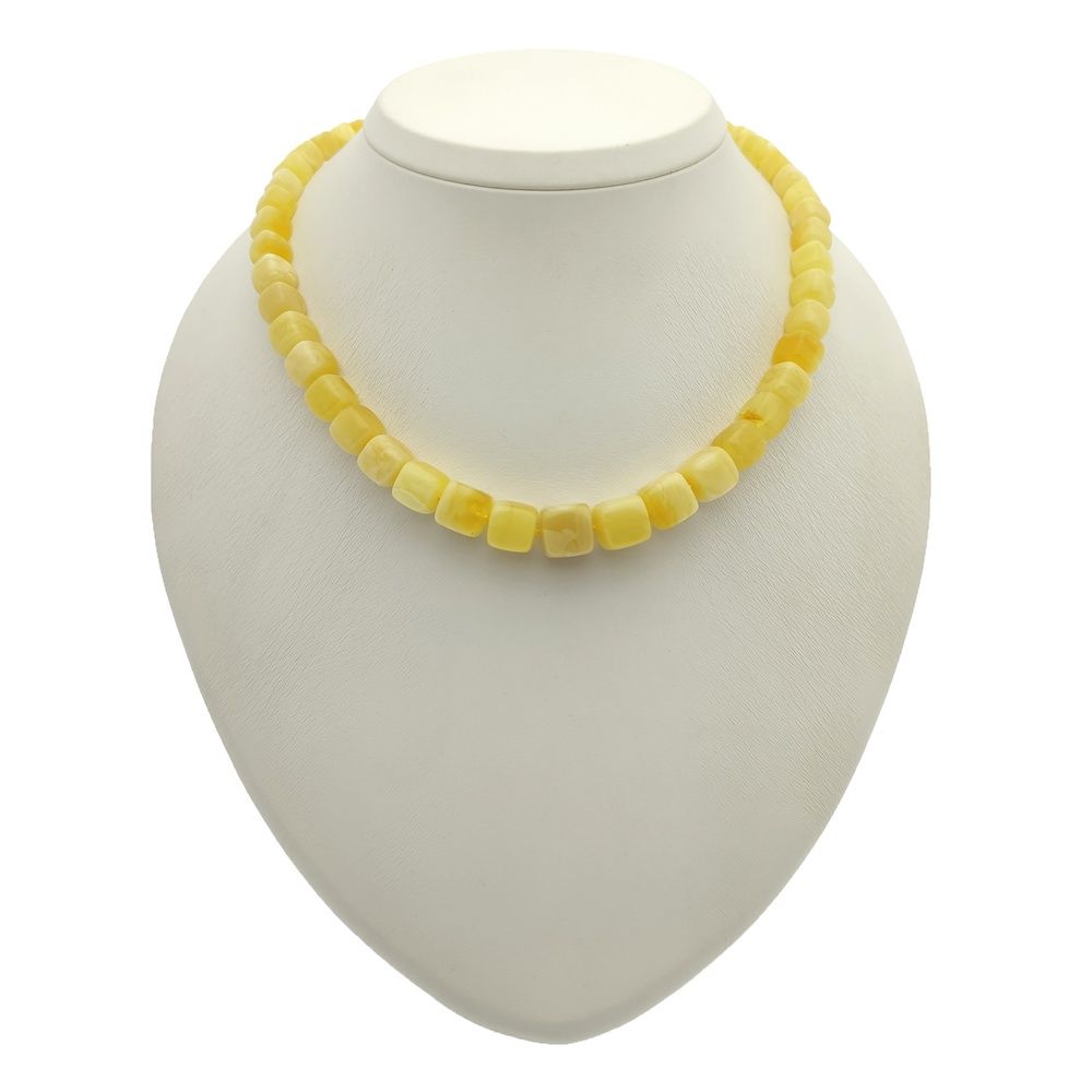 Бусы "Куб" из янтаря