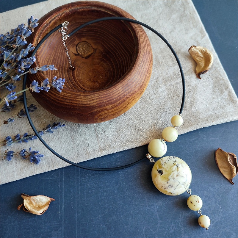 Колье 