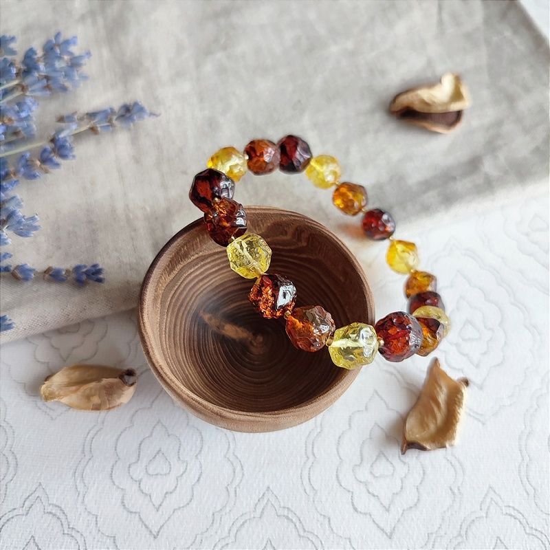 Браслет "Кусанка" янтарь