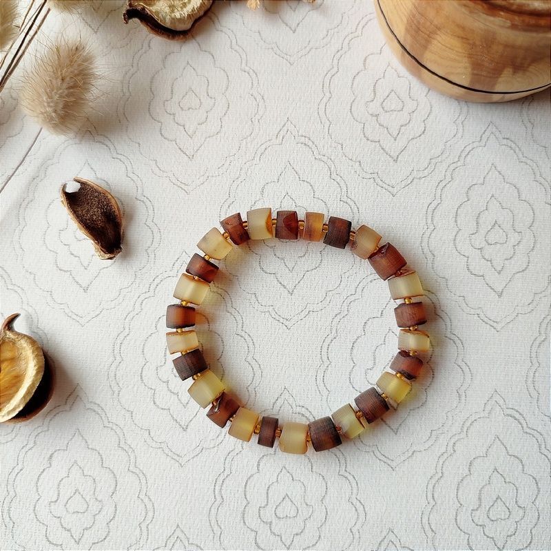 Браслет "Пеньки" янтарь