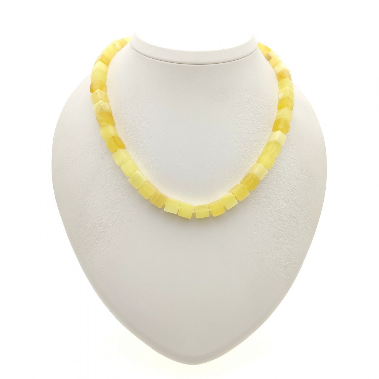 Бусы "Куб" из янтаря