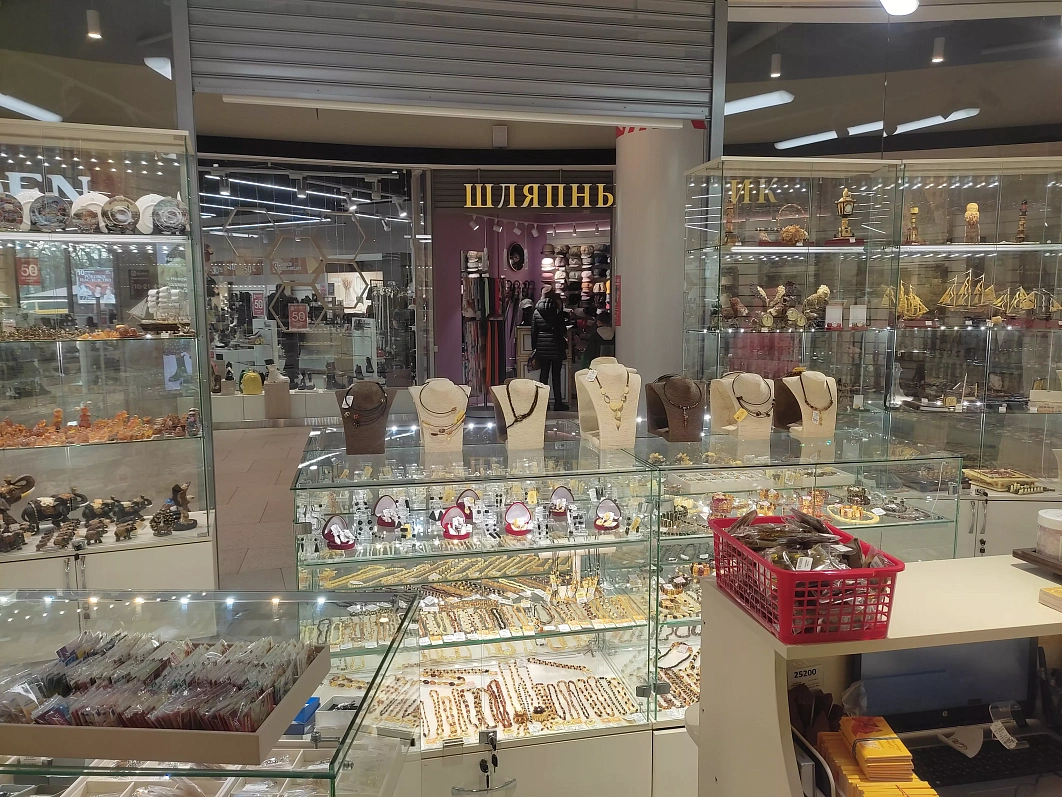 Наш магазин: г. Калининград, ул. Профессора Баранова, 1, Торговый центр "Z Форт"