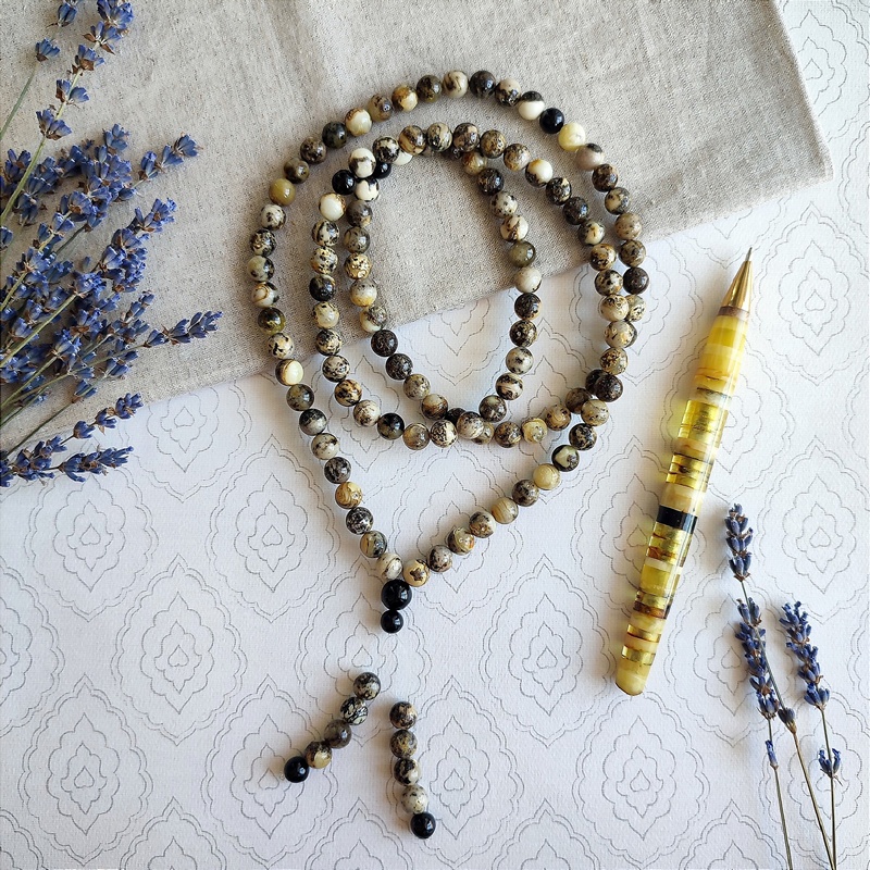 Четки буддийские янтарь 9046100198 (2)