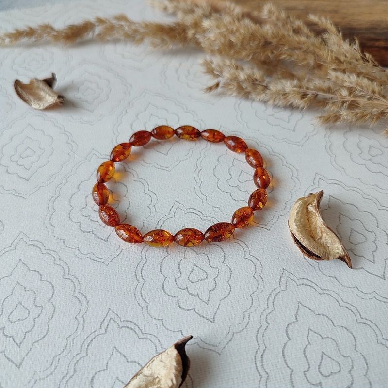 Браслет "Оливка" янтарь