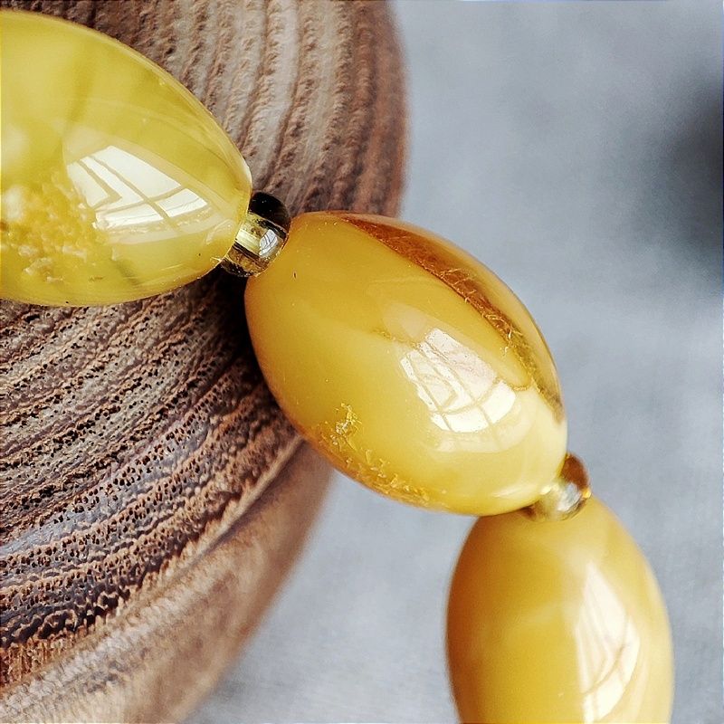 Браслет "Оливка" янтарь