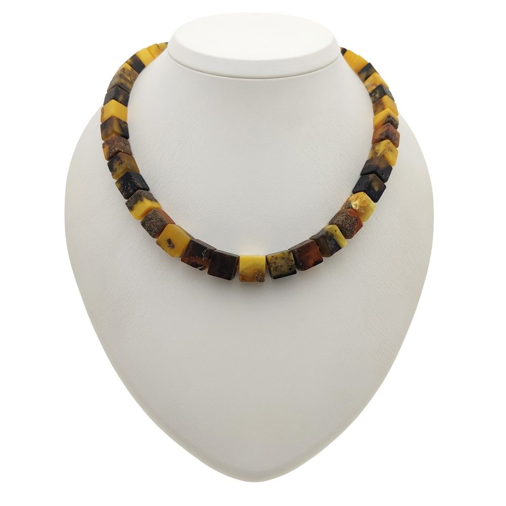 Бусы "Куб" из янтаря