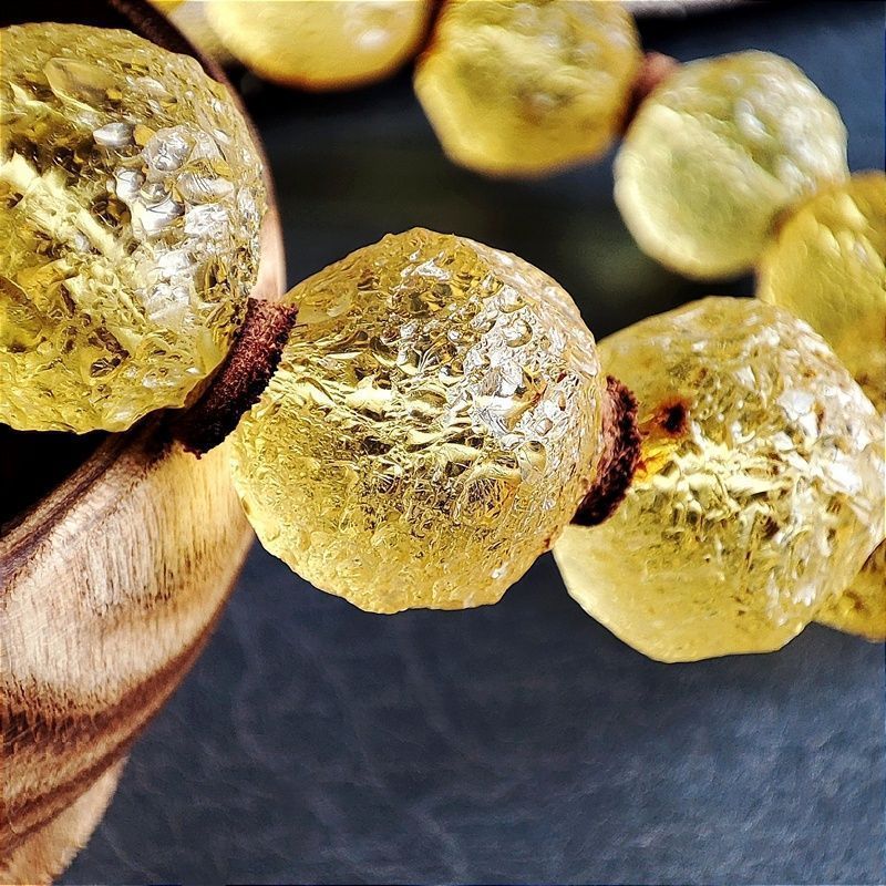 Браслет "Кусанка" янтарь