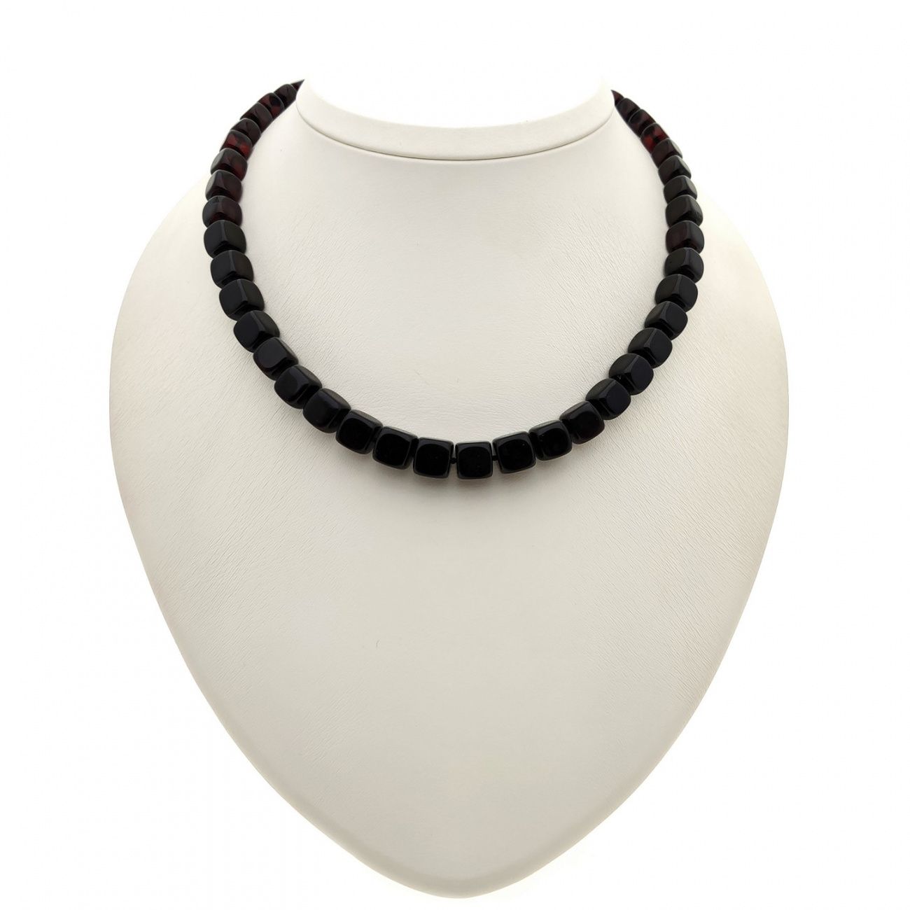 Бусы "Куб" из янтаря