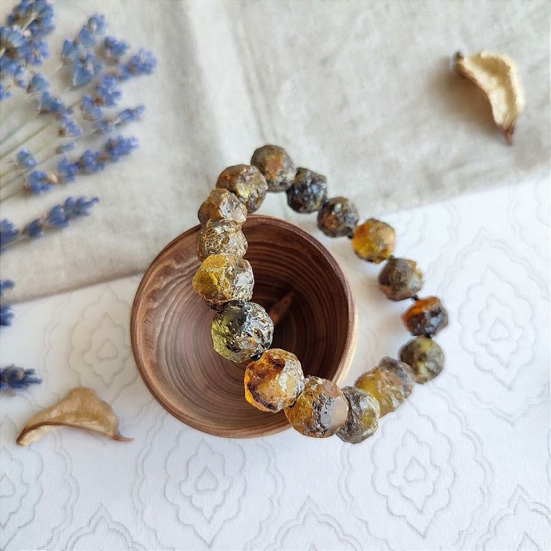 Браслет "Кусанка" янтарь