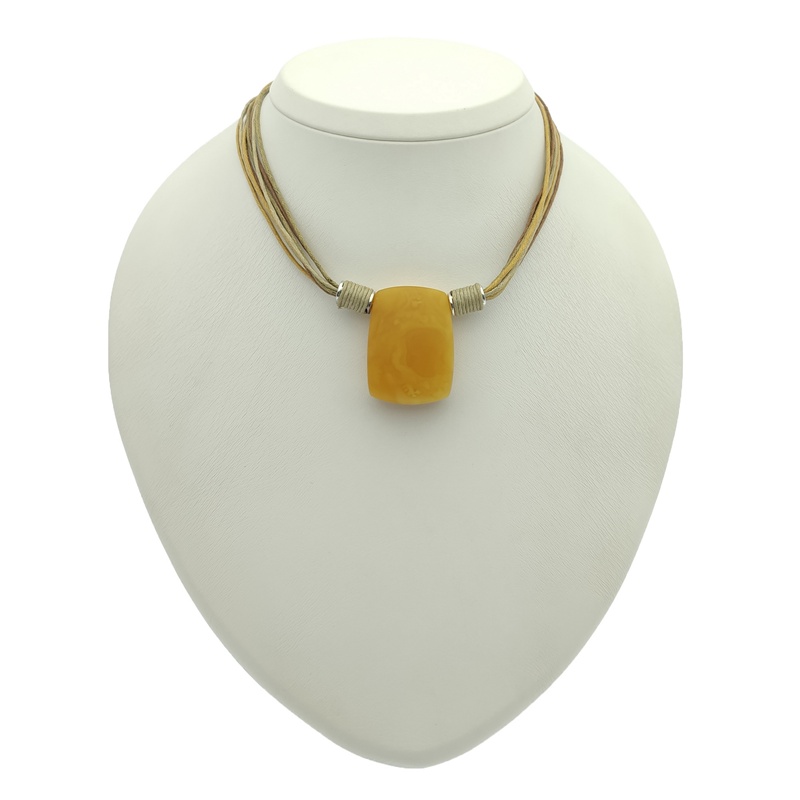Колье янтарь