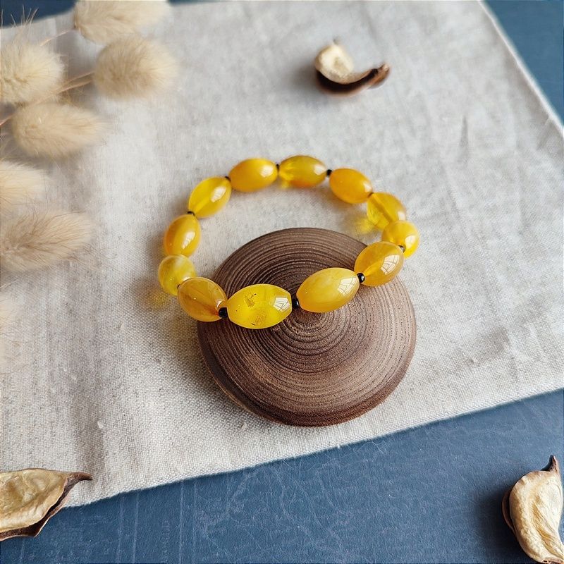 Браслет "Оливка" янтарь